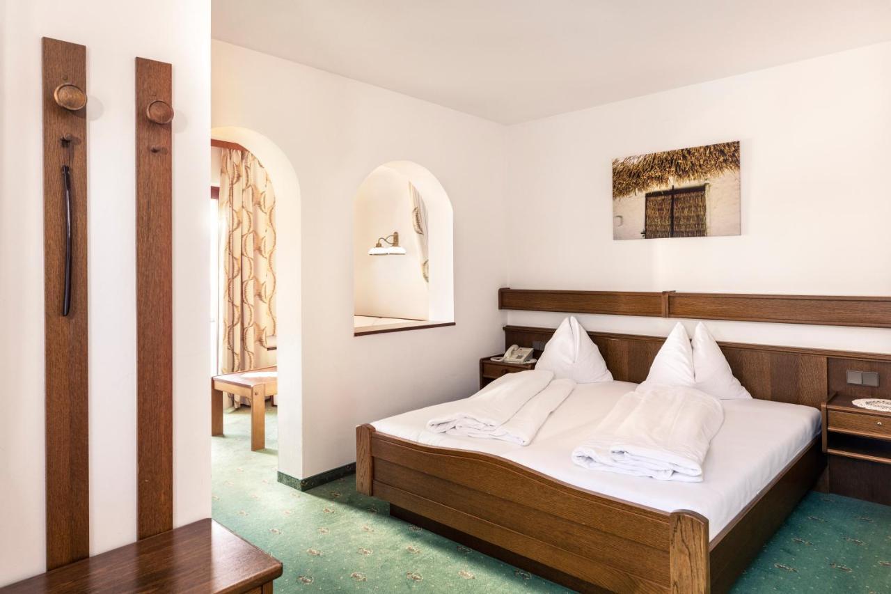 Genussgasthof & Hotel Beim Krutzler Heiligenbrunn Eksteriør bilde